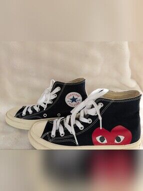 Comme des Garçons Play x Converse Chuck 70 High Top Sneakers- Size 8